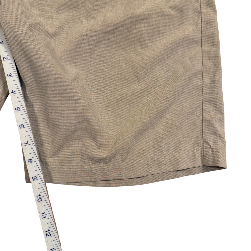 TravisMathew Mens Golf Shorts Tan Khaki Performance Stretch Size 40 - Picture 6 of 10